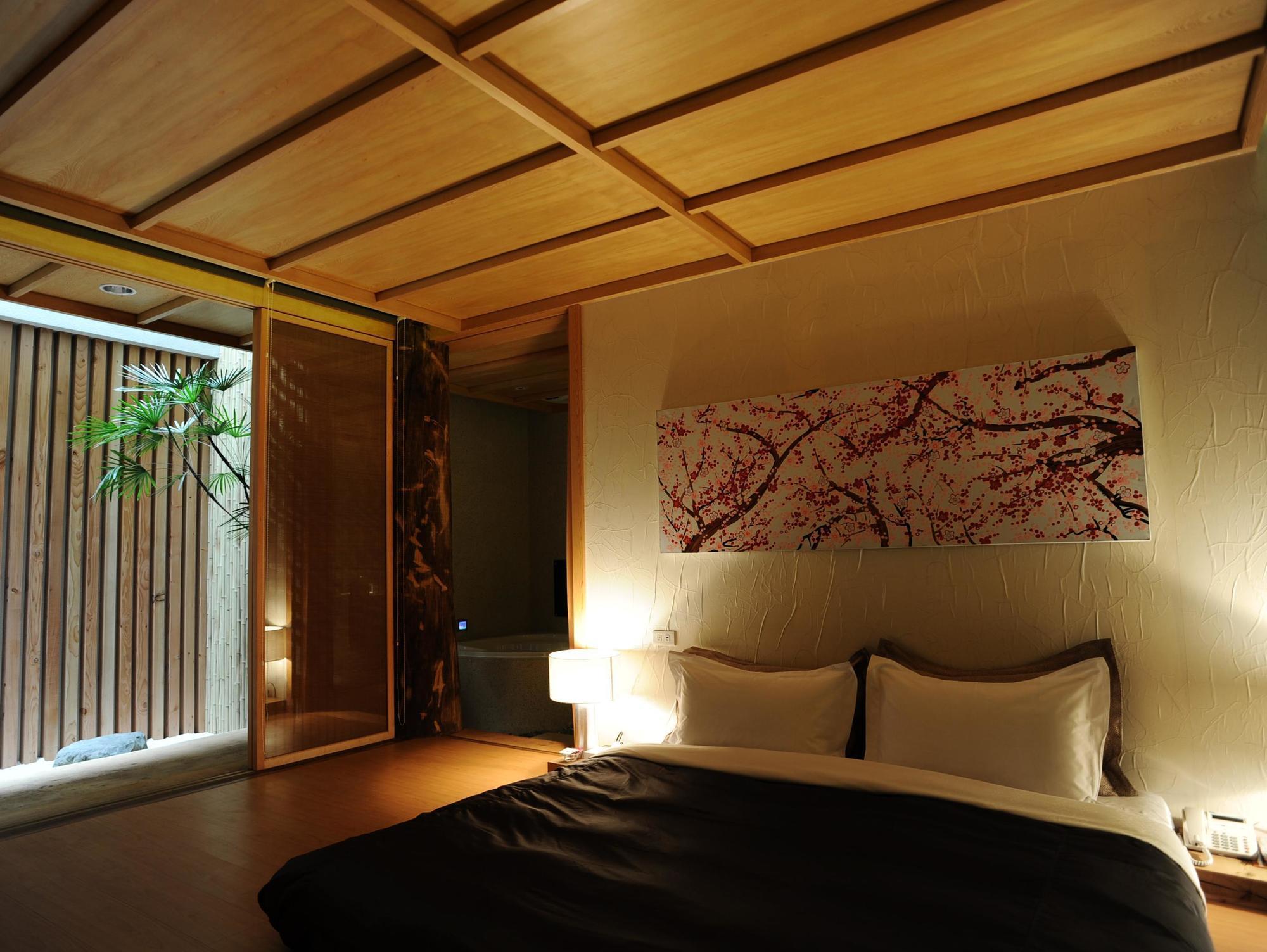 Motel Stars Taichung Buitenkant foto